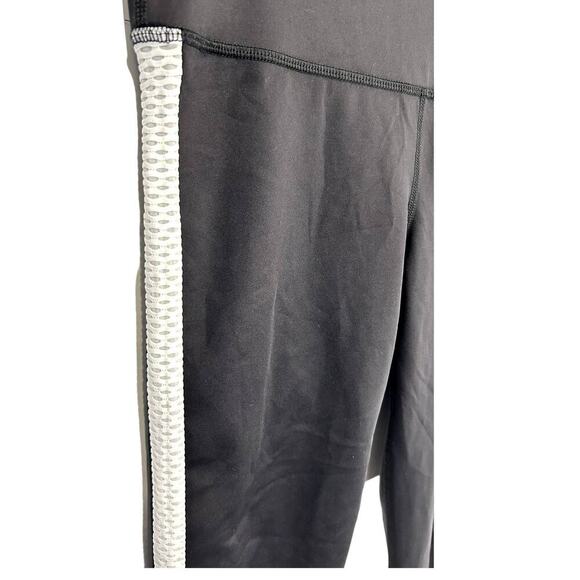 Noli Blk Womens Athletic Workout/Yoga Cropped Leggings w/ Wte‎ Side Stripes Sz L - Picture 3 of 8